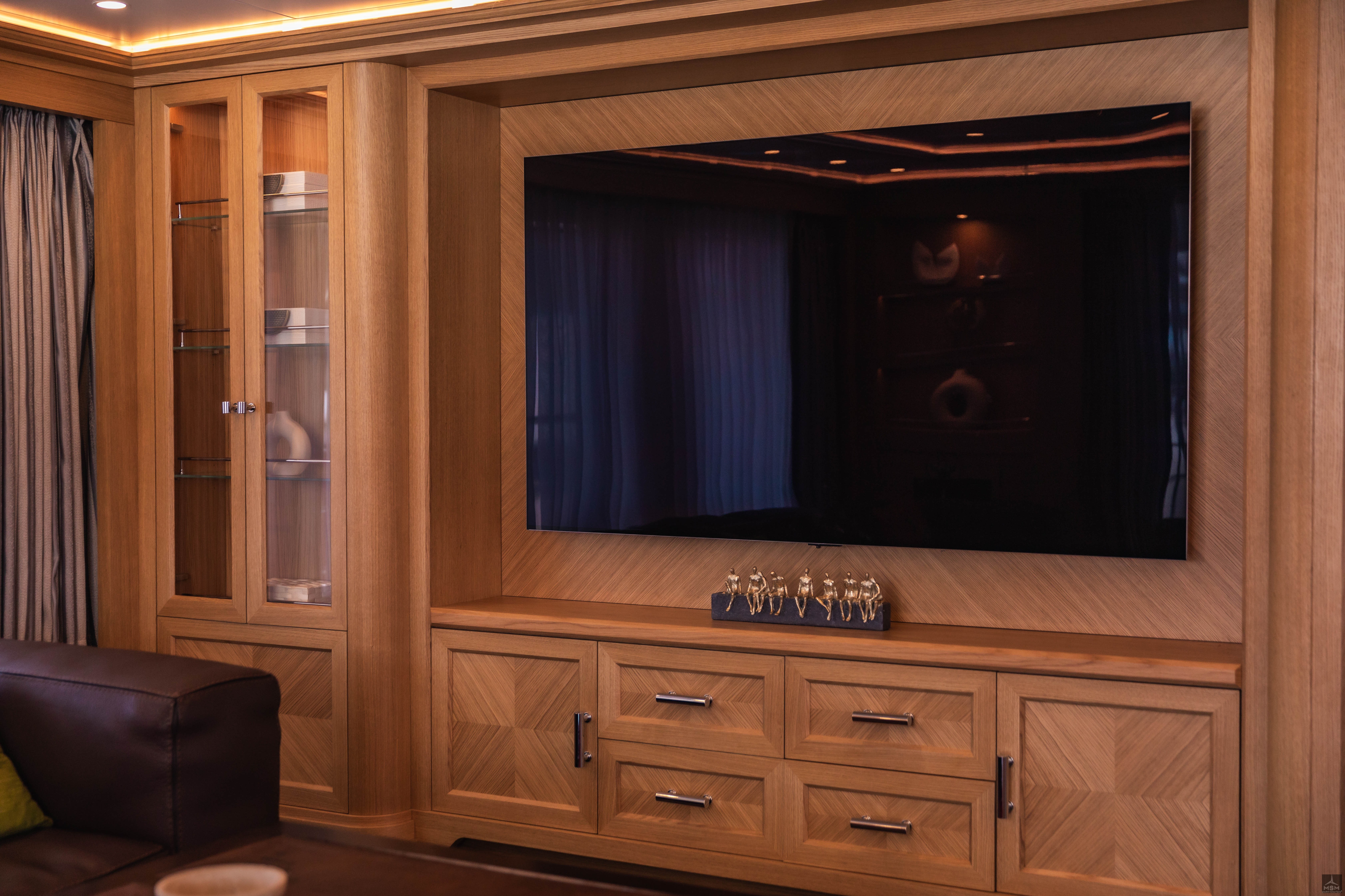 Wood and Veneer Collection